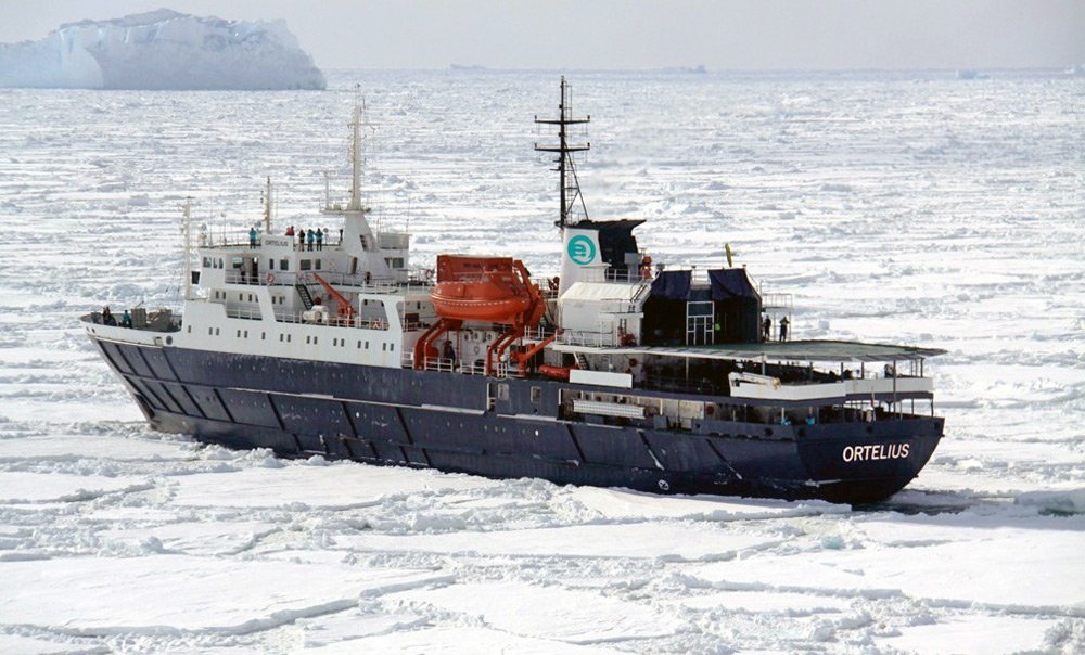 Antarctic cruise ship